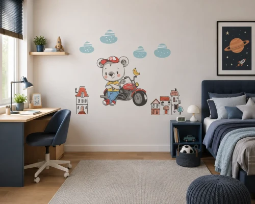 naklejki-na-ścianę-miś-na-motocyklu-i-domki-100x100cm.webp